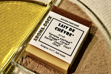 Charger l&#39;image dans la galerie, Savon Lait de Chèvre parfumé
