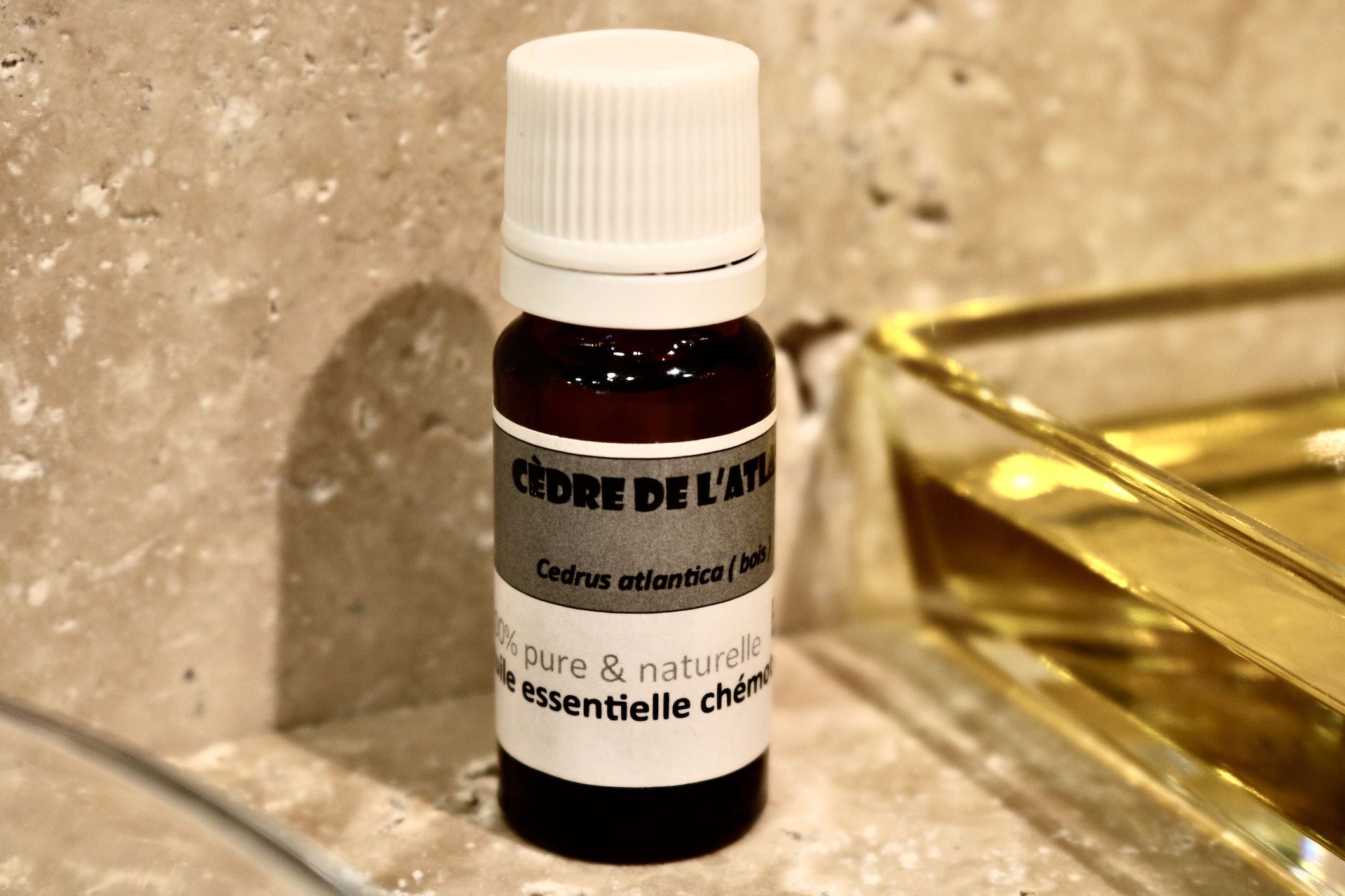 Huile essentielle Cèdre de l'Atlas bio 10ml Aroma-Dock drainante et apaisante