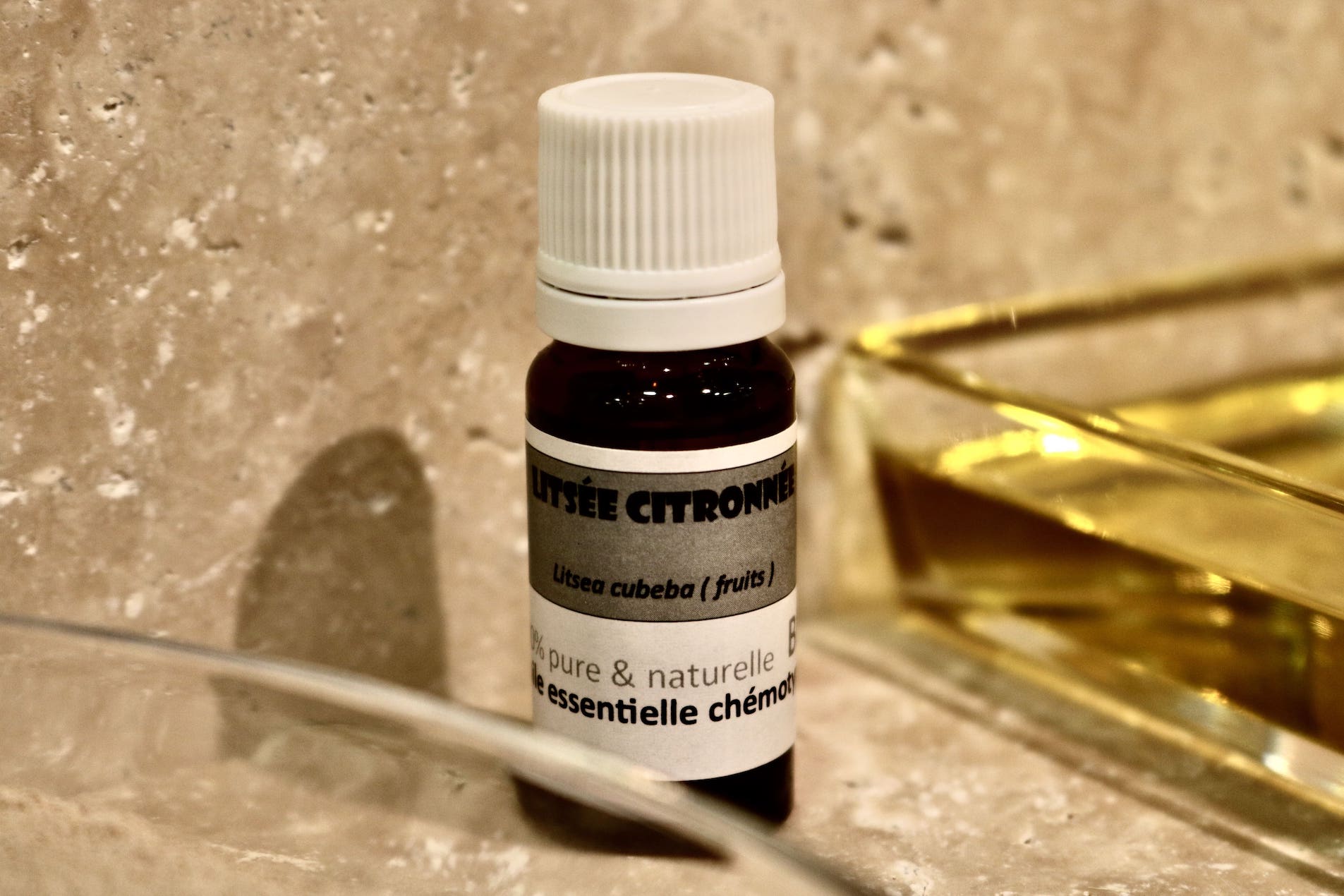 Huile essentielle Litsée Citronnée bio 10ml Aroma-Dock calmante et anti-inflammatoire