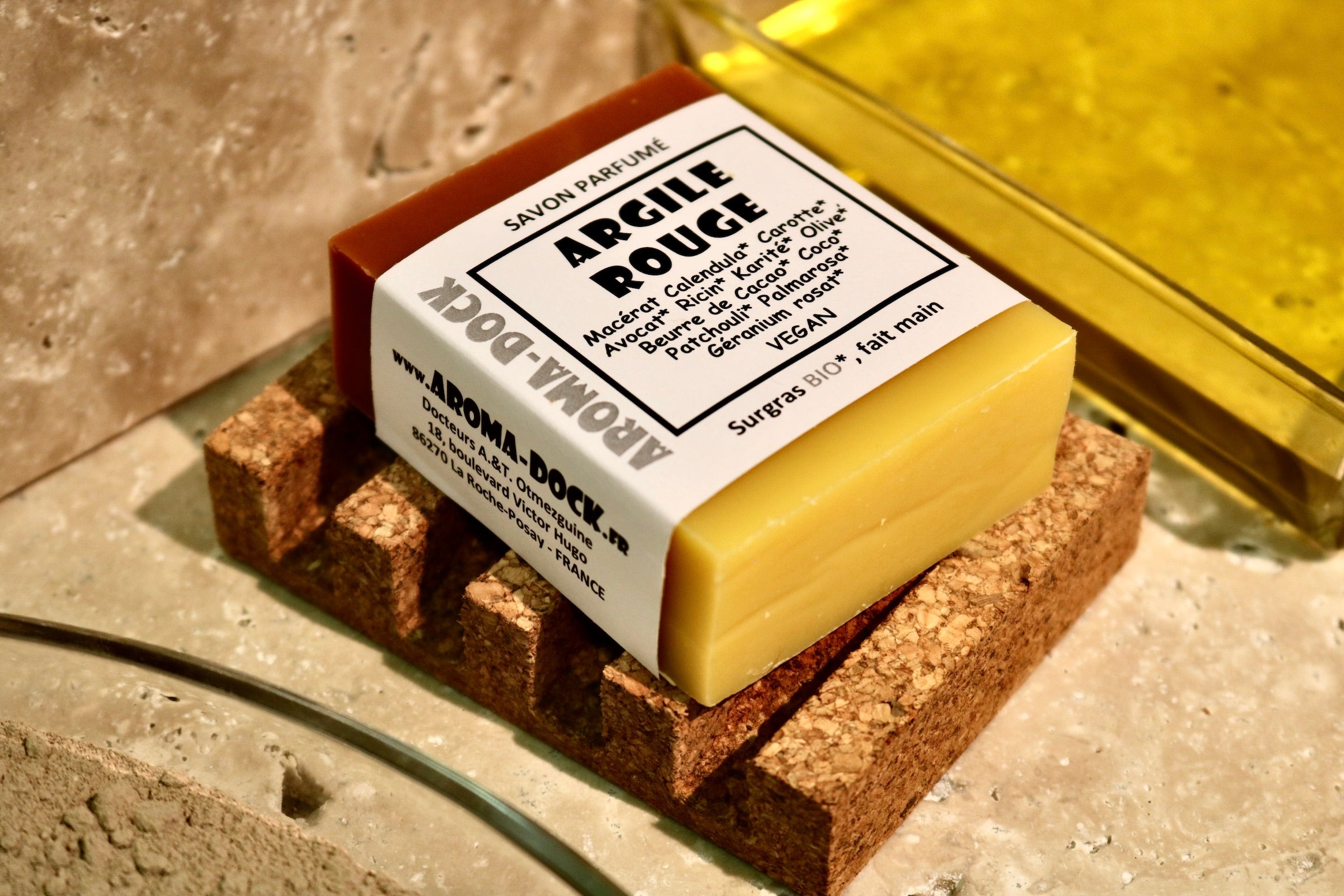 Porte-savon liège naturel avec savon artisanal zéro déchet