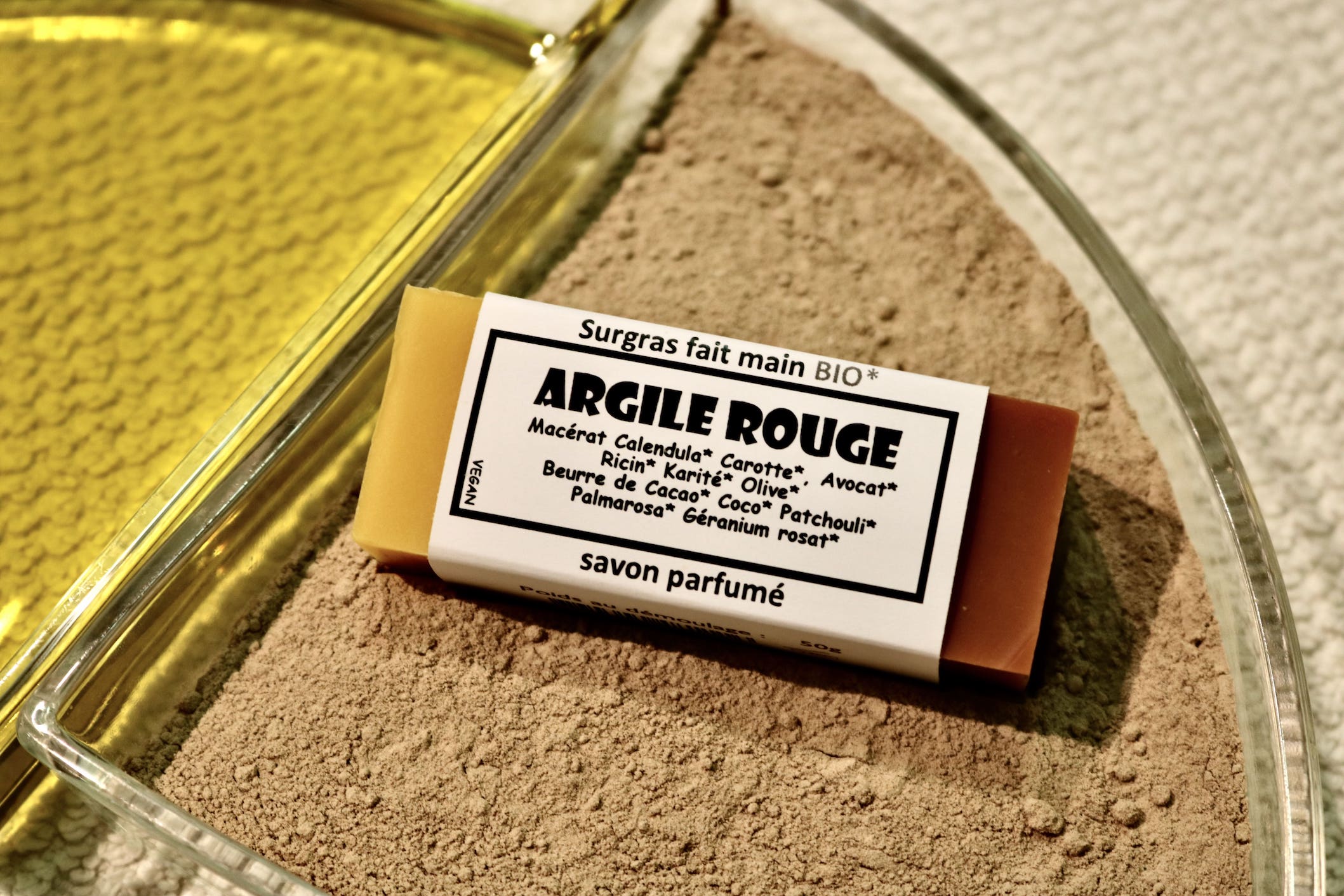 Savon naturel Argile Rouge 50g saponifié à froid aux huiles essentielles